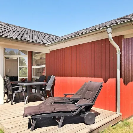 Detached With Private Sauna بيت للعطل Großenbrode