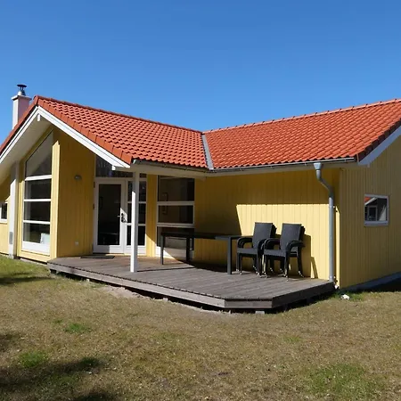 Detached With Private Sauna